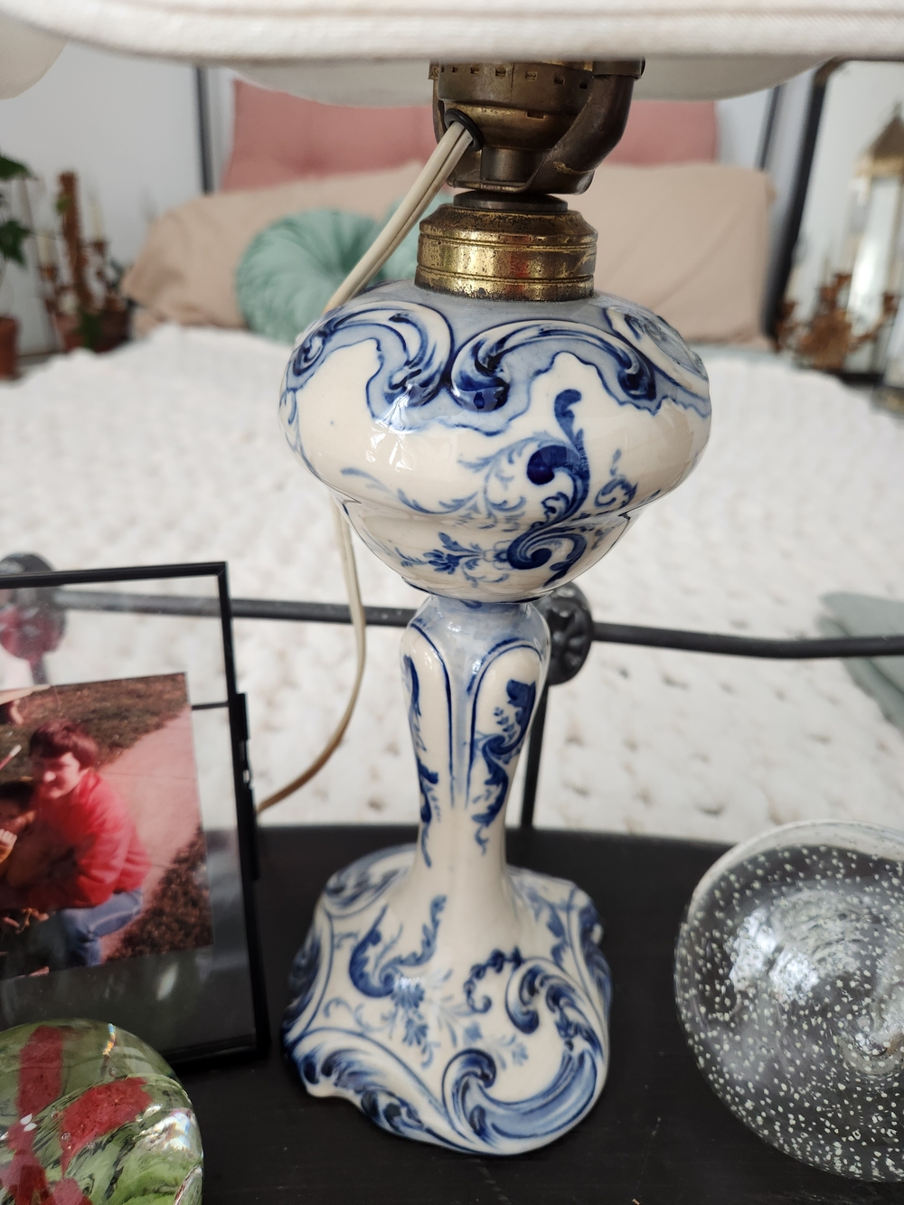 Antique Flow Lamp - Blue and White Porcelain